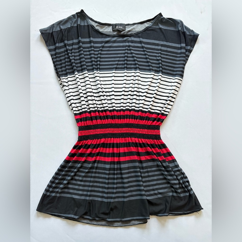 B-Ware Women’s Sleeveless Blouse Size M